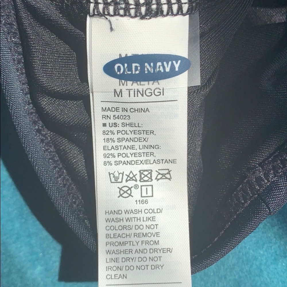 NWT•OLD NAVY•ONE PIECE SWIMSUIT - Picture 6 of 6